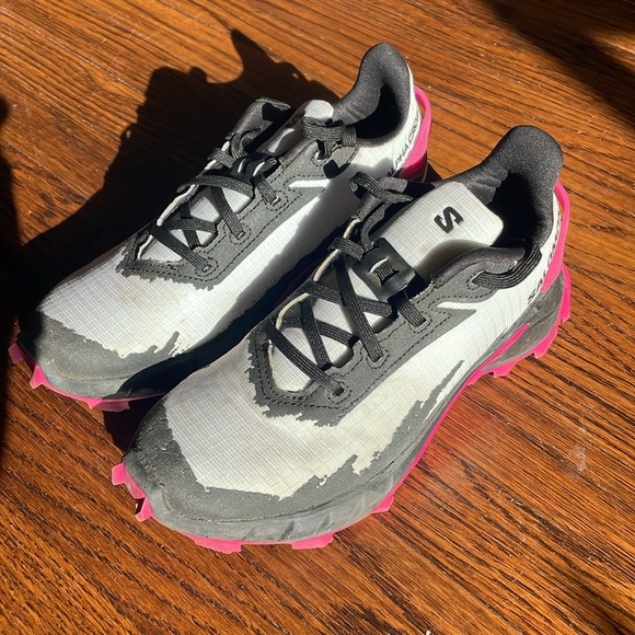Salomon Alphacross 4 Womens trail running shoe size 6 - Picture 1 of 7